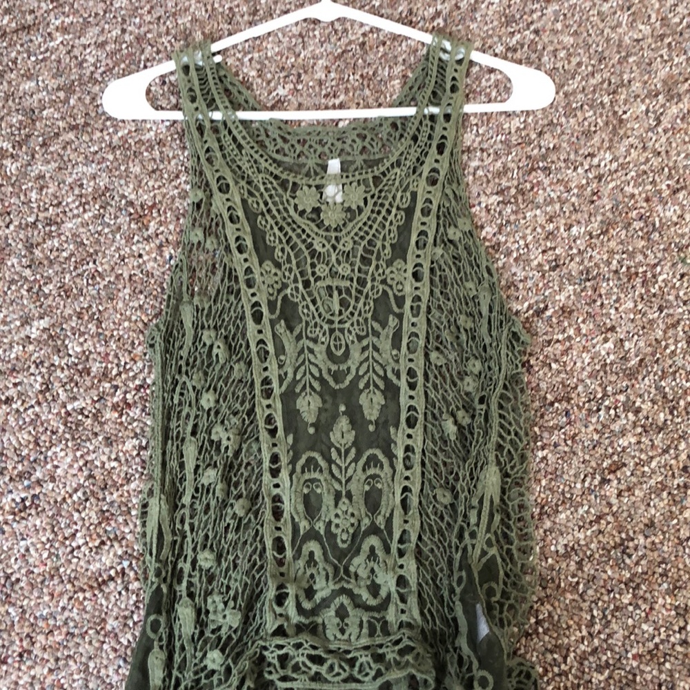 Green lace tank